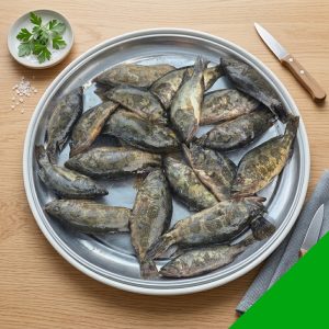 fresh haor meni fish 15-20 pcs per kg Bangladesh